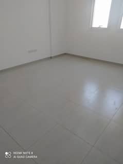 شقة في الغدیر 1 غرف 32000 درهم - 6262300