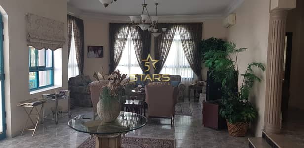 4 Bedroom Villa for Sale in Al Falaj, Sharjah - 4 Bedrroom Villa | Perfec Condition | w/ Majilis