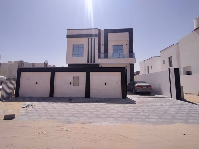 For sale at a very attractive price and an irreplaceable opportunity, a villa with a distinct design and very luxurious finishes, take the opportunity