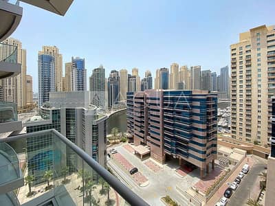 1 Bedroom Apartment for Rent in Dubai Marina, Dubai - Spacious Living Room | Marina View | Balcony