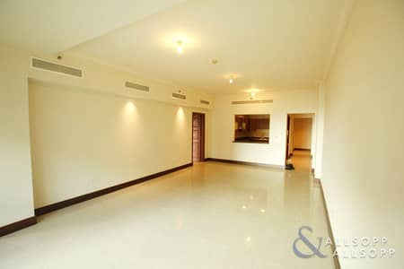 2 Bedroom Flat for Rent in Palm Jumeirah, Dubai - Mid Oct | 2 Bed C-Type | Partial Park View