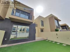 Exclusive - 3 Bedrooms - Near Park and Pool