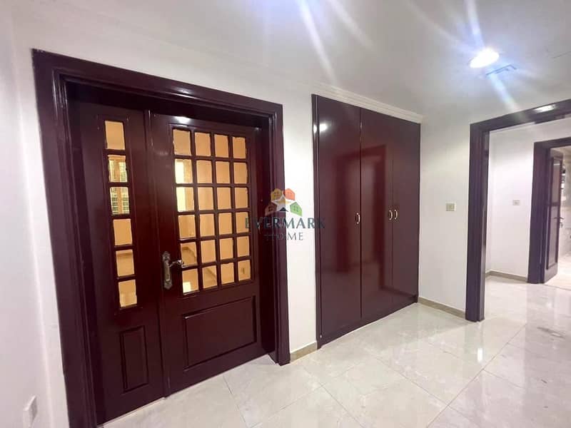 شقة في شارع الشيخ خليفة بن زايد 2 غرف 50999 درهم - 6178071