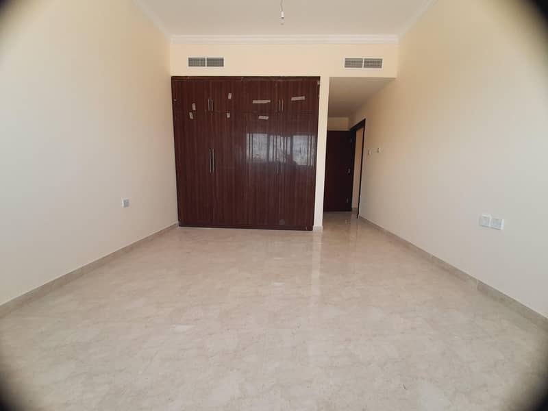 Квартира в Мувайле，Аль Захия, 1 спальня, 24000 AED - 6224435