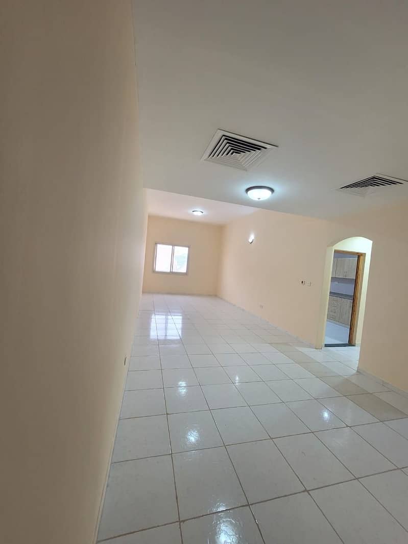 Apartment 2 bedroom for rent in Mirdif mall building