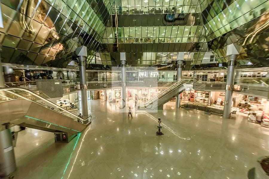 Spacious retail available | Pyramid Centre