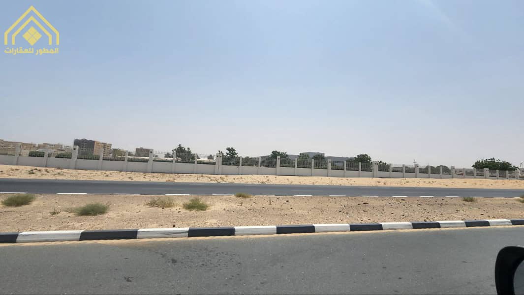 For sale residential land with an area of 16800 feet near Sheikh Khalifa Hospital, Lulu City Mall and Safeer Mall. . .