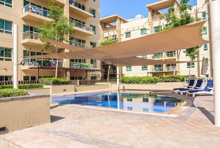 Studio for Sale in The Greens, Dubai - Beautiful Studio| Upgraded Furnished| Rented Unit