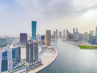 2 Bedroom Apartment for Sale in Business Bay, Dubai - Fully Furnished | Vacant | Canal View