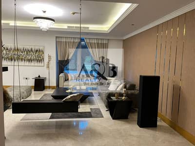 4 Bedroom Villa for Sale in Business Bay, Dubai - Spacious 4br + Maid | Private  Garden |