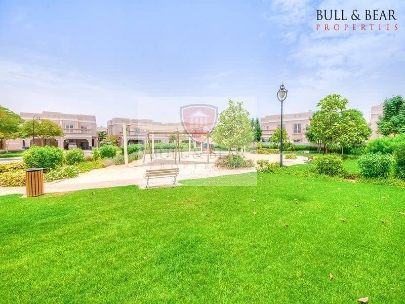 Traditional 3Br | Close to Pool & Park| Freehold Traditional 3Br | Close to Pool & Park| Freehold