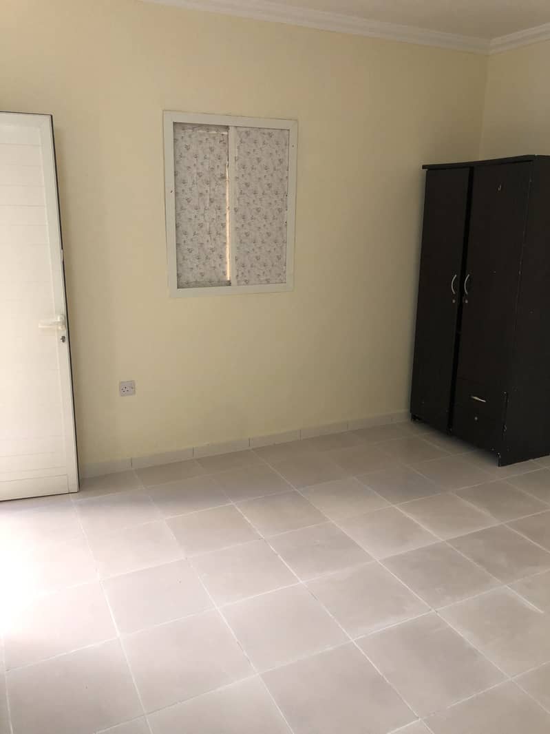 1 BEDROOM HALL BANIYES CITE