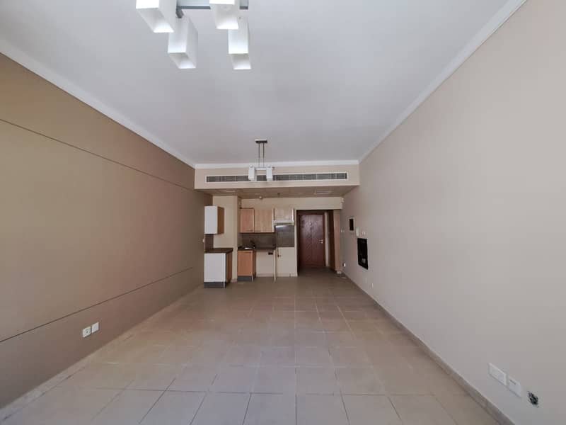 Best Offer Spacious Studio with Gym and C/Gas Parking Near Aster Hospital