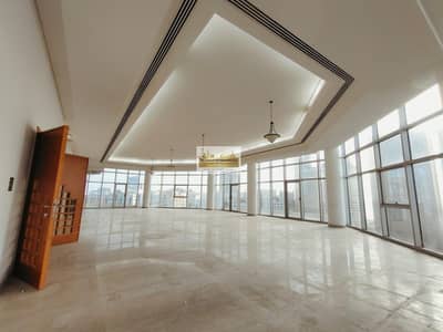 5 Bedroom Penthouse for Rent in Sheikh Khalifa Bin Zayed Street, Abu Dhabi - Stunning Penthouse! Marvelous Community View!