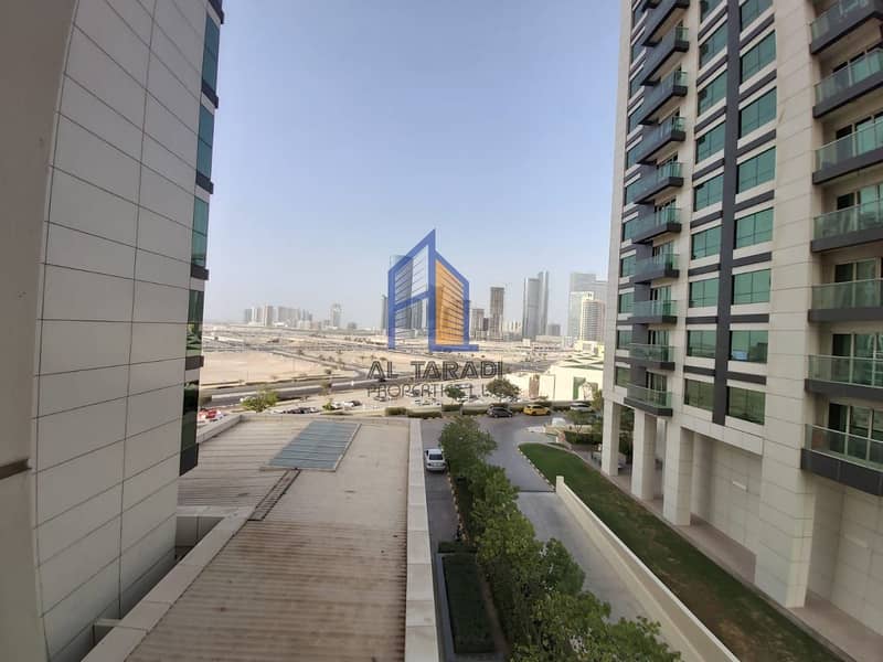 Amazing 1 bed with balcony apartment in Burooj View