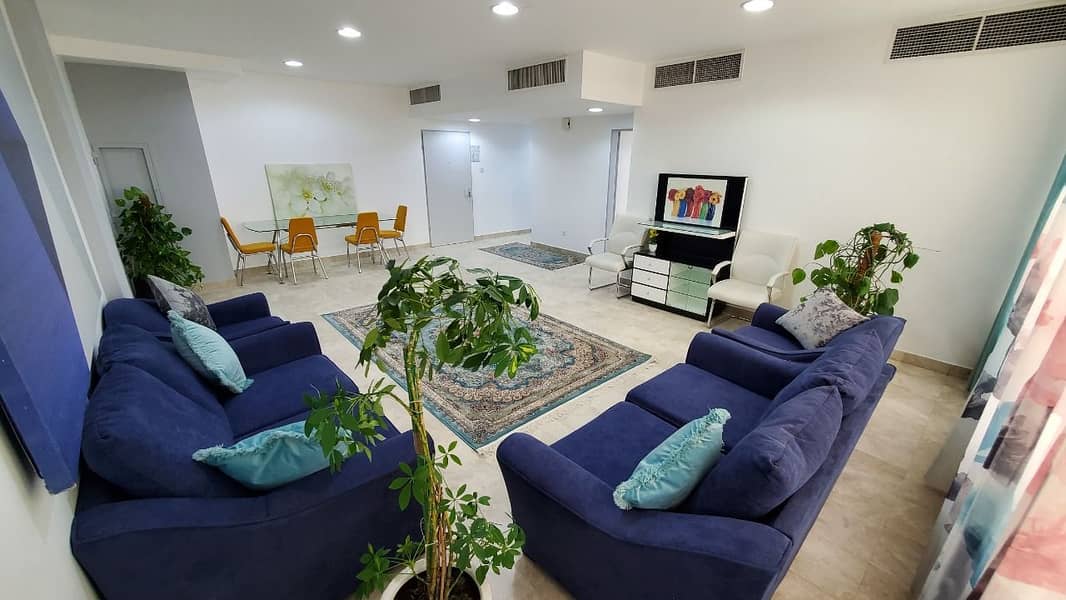شقة في مركز الخليج الرفاعة بر دبي 2 غرف 80000 درهم - 6319810