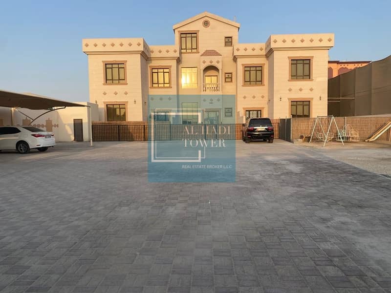 Amazing Huge villa available for rent in Mohammed bin Zayed city