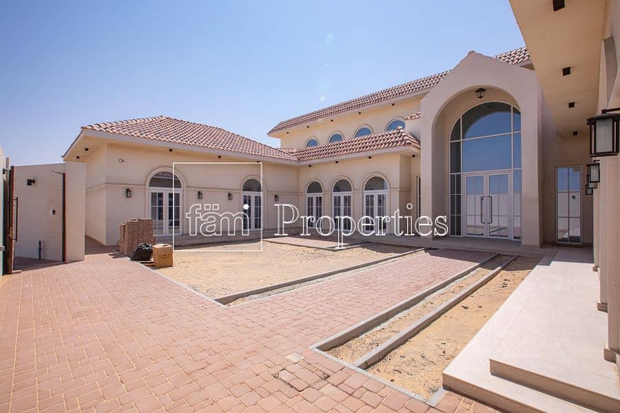 Brand New Huge Villa , 13000 sqft plot , 5 Bedroom