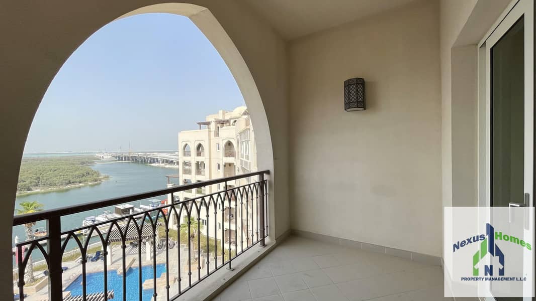 شقة في مجمع القرم الشرقي الزهراء 1 غرف 105000 درهم - 6007257