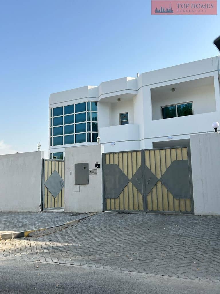 Luxurious and large villa 4 master bedrooms for rent in Al Azra area, Sharjah