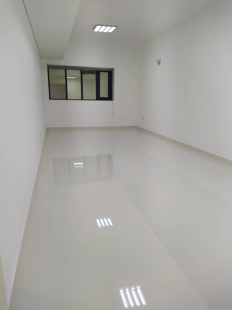 2 bhk available Good for family sharing allowed Rent 70 k