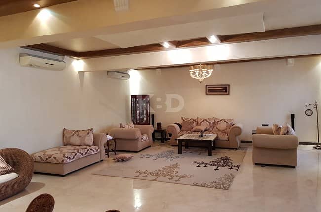 5 Bedroom Villa in Shakhbout City