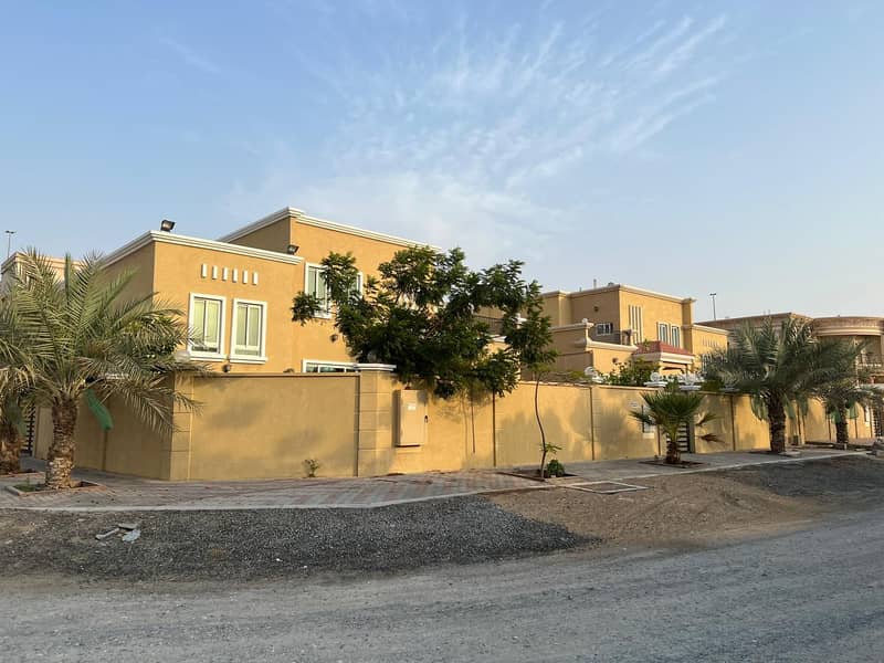 For sale villa in Al-Yash district