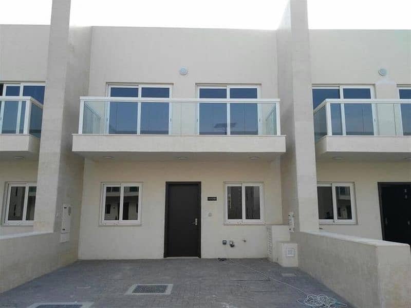 3 bedroom with maid room villa for rent in warsan village