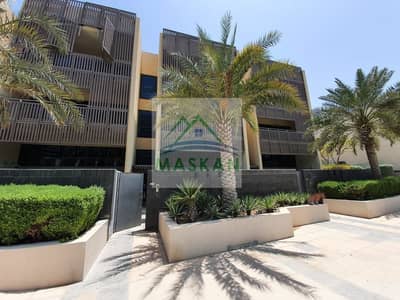 4 Bedroom Townhouse for Rent in Al Raha Beach, Abu Dhabi - Up to 6 Payments | Luxurious and Bright Townhouse with Private Pool-Call us!!