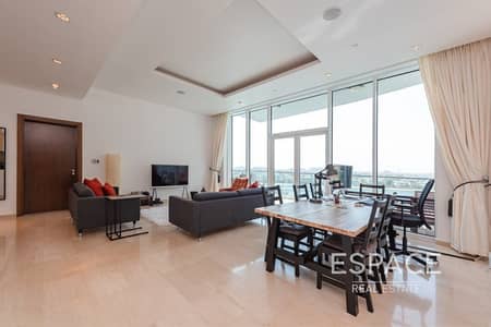 2 Bedroom Flat for Sale in Palm Jumeirah, Dubai - Full Sea View | Vacant on Transfer | Beach Access