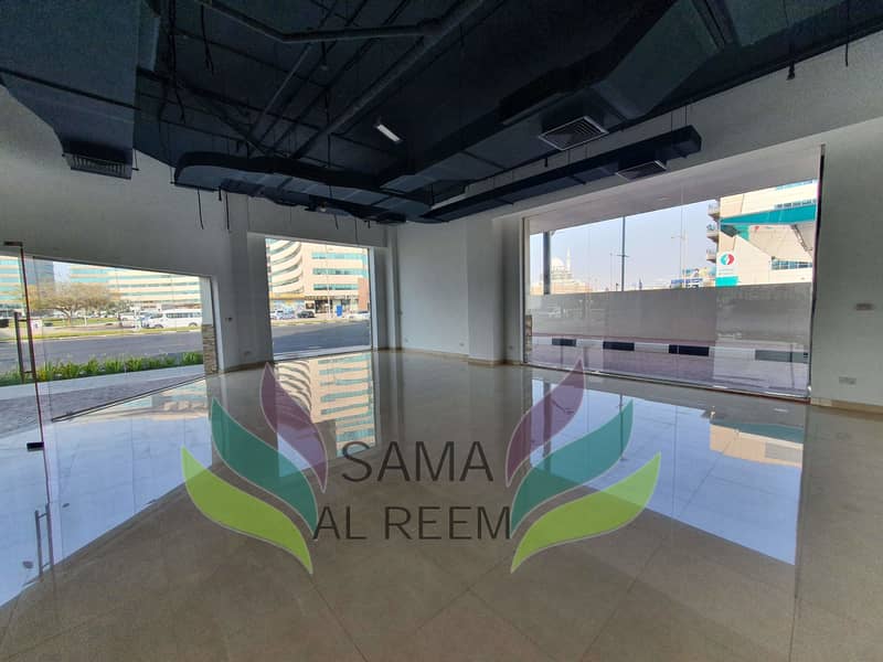 Ground Floor Retail Shop For Rent In Jumeirah 1