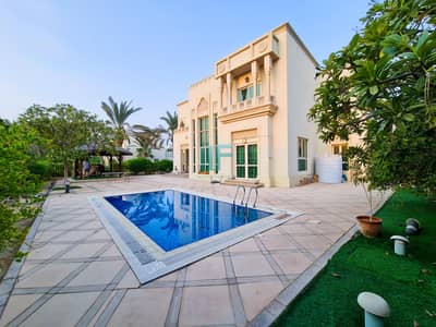 4 Bedroom Villa for Rent in Jumeirah Islands, Dubai - Exclusive ! Vacant | Furnished 4BR+Maids Villa | Pool & Gazebo