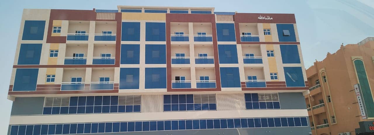 مكتب للايجار بناية جديدة اول سكن في المويهات و قريب من الصناعية
