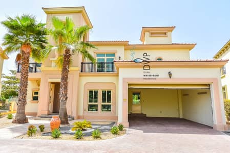 4 Bedroom Villa for Rent in Jumeirah Islands, Dubai - Vacant! 4BR+Maids | Spacious Villa with Private Swimming Pool | Full 5* Maintenance Package inclusive of rent!