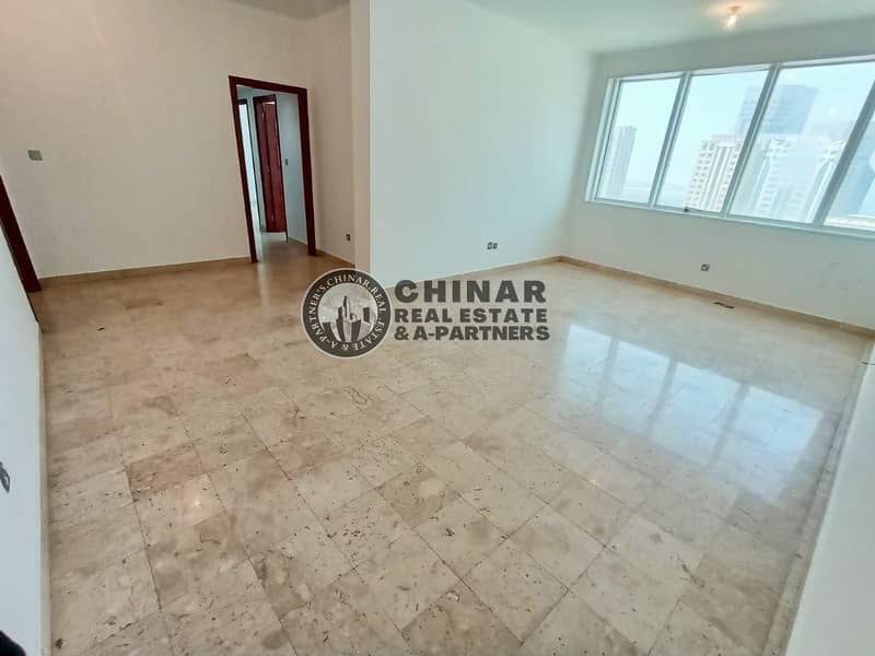 Квартира в Хамдан Стрит, 3 cпальни, 68000 AED - 6329286