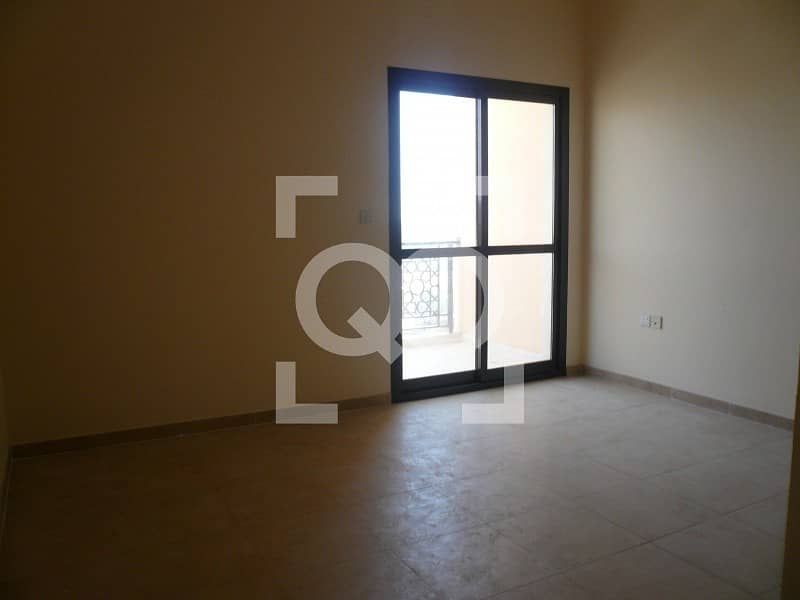 Excellent Studio Apartment in Silicon Gates 1 Silicon Oasis