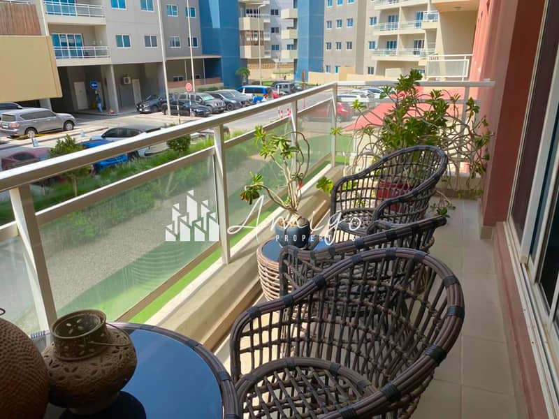 Fully Furnished|Lovely Apt| Prime Location