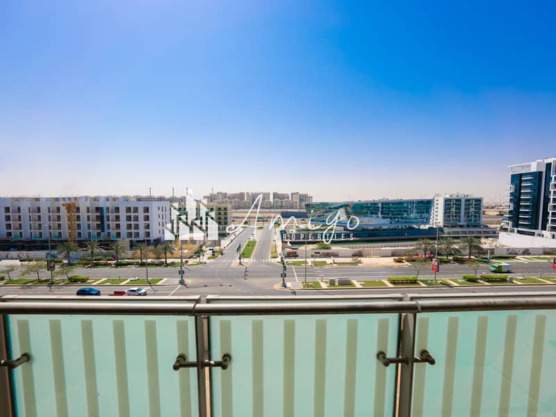 Spacious | Balcony | Community View