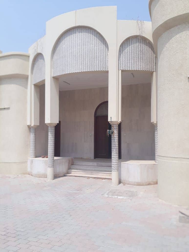 03 Bedroom Villa for Rent in 65K | Area 4500 Sqft| 2 Halls, Majlis and Maid Room| Ready to Move|