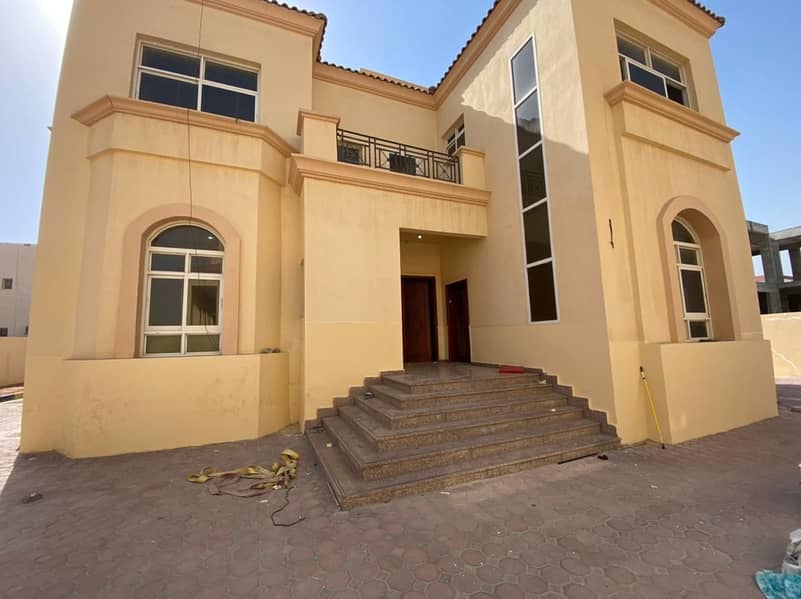 For rent a villa in Mohammed bin Zayed City Z20 Private entrance