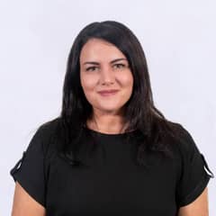 Laura Adams