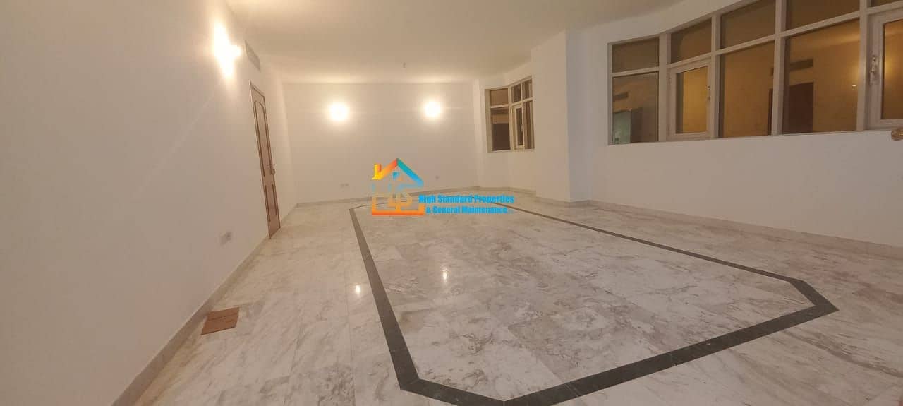 Квартира в Аль Манасир, 4 cпальни, 85000 AED - 6227810