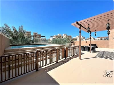 4 Bedroom Villa for Rent in Palm Jumeirah, Dubai - Fully Furnished | Private Pool | Available by 1st of October