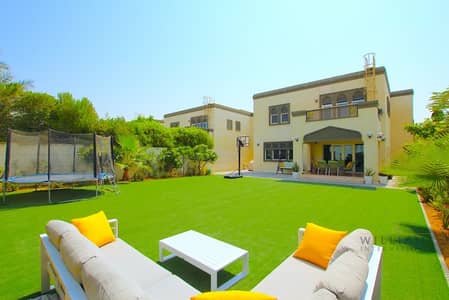 3 Bedroom Villa for Sale in Jumeirah Park, Dubai - Exclusive | District Six | Three Bedroom