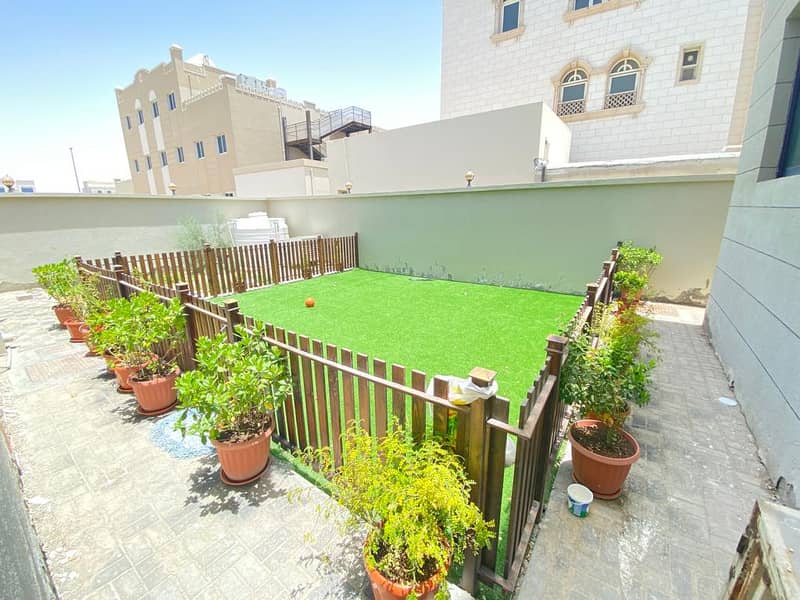 PRIVATE ENTRANCE SPACIOUS 1 BEDROOM WITH GARDEN/SEPARATE KITCHEN/NEAR MARKET/KCA