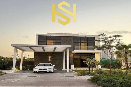 5 Bedroom Villa for Sale in Umm Suqeim, Dubai - Buy the privacy and own your luxury ready standalone villa and enjoy post-handover 3 years. .