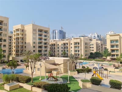 1 Bedroom Apartment for Rent in The Greens, Dubai - Pool viewl | large size | one bedroom on med floor