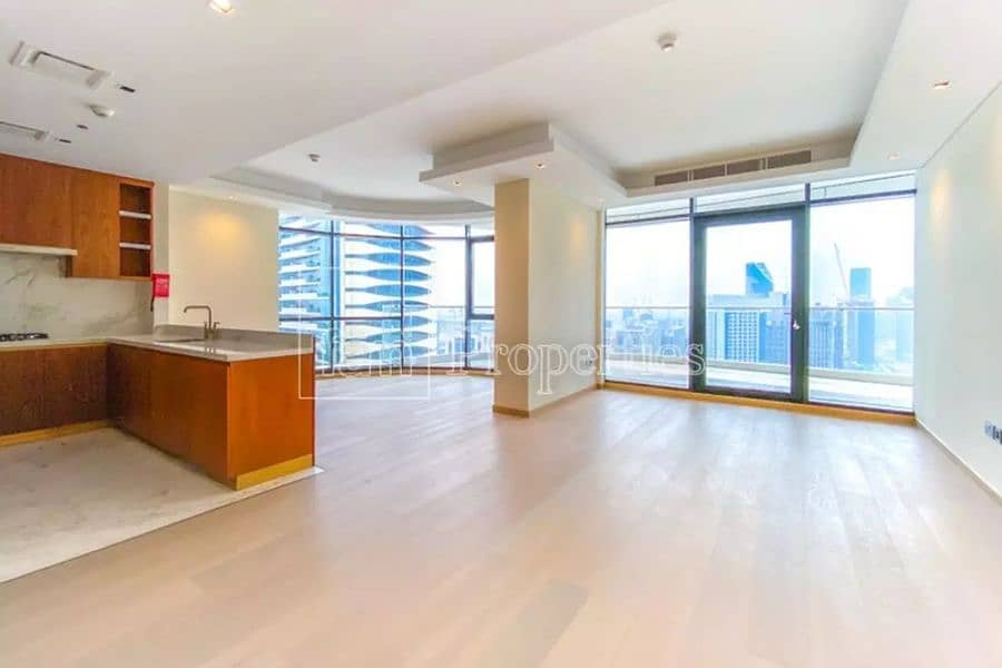 Nearby to Dxb Mall | Wooden Floor | City View