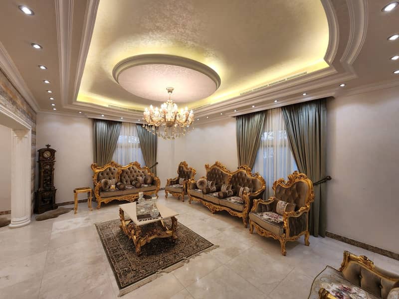 Villa for sale in Al Fisht
