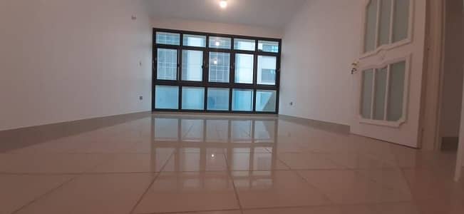 3 Bedroom Apartment for Rent in Al Wahdah, Abu Dhabi - Luxurious 3bhk 3 bath built in wardrobes & Central AC, RENT 65k.